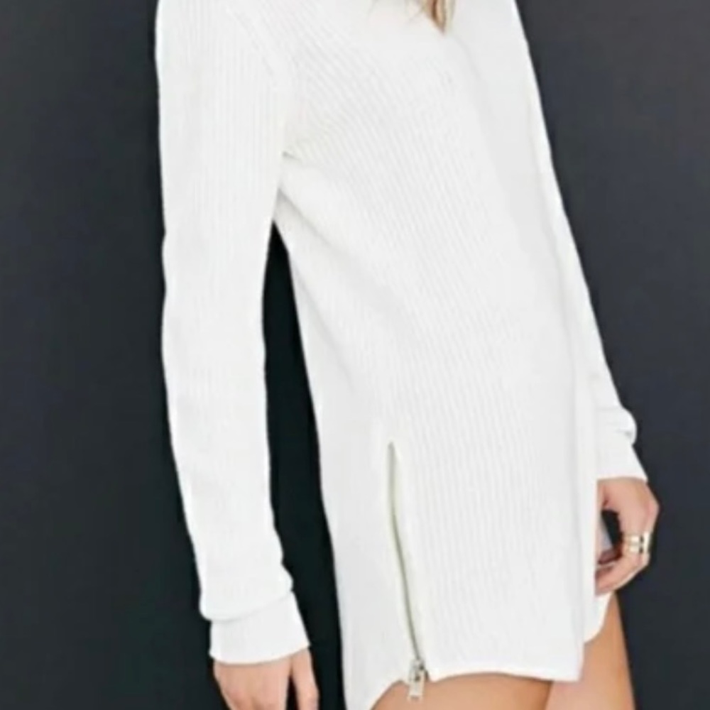 UNIF x Urban Outfitters side zip sweater SZ M